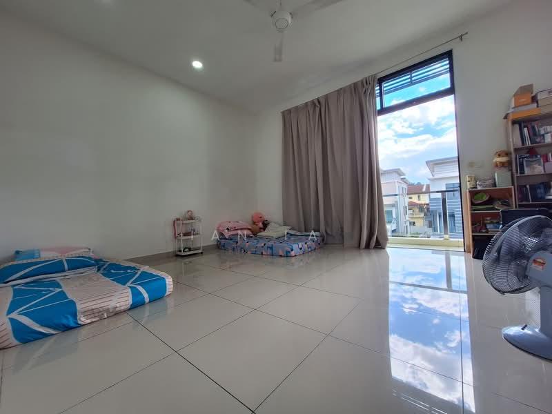 Taman Bukit Serdang - 2