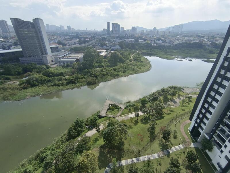 Lakeville Residence - 1