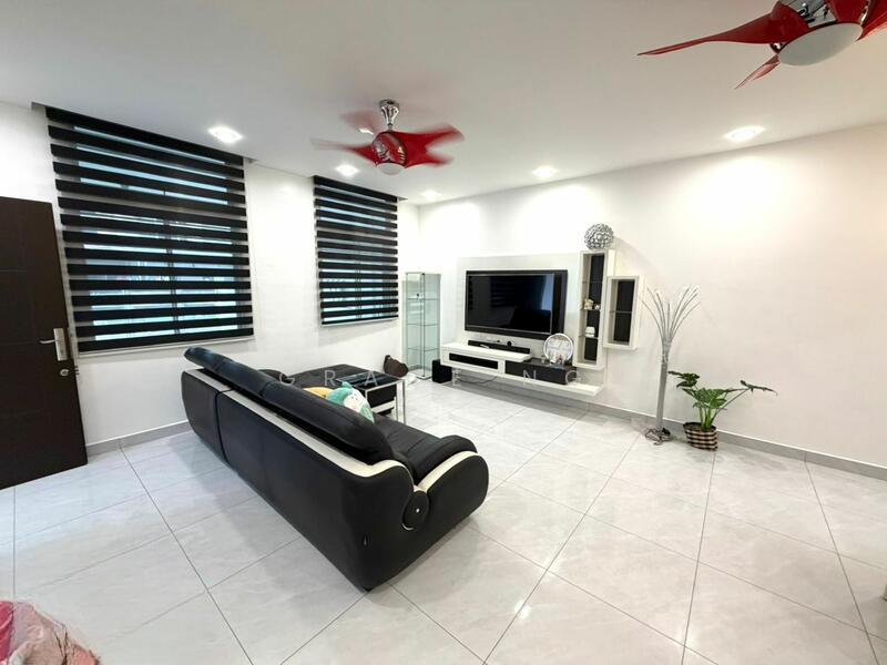 Rini Hills Rinis Hills - 3