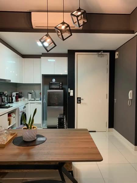 Pandora @ Tropicana Metropark - 2