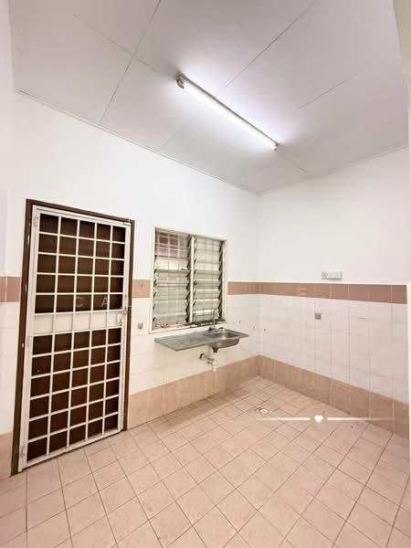 bandar bukit raja corner lot 40x65 extra land 1.5 storey jalan zapin below market - 5