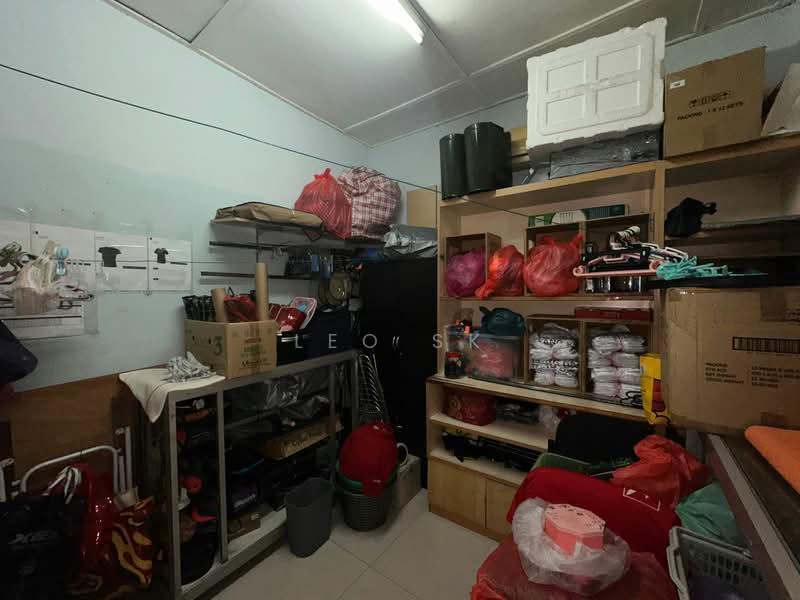 Taman universiti Jalan kemuliaan - 4