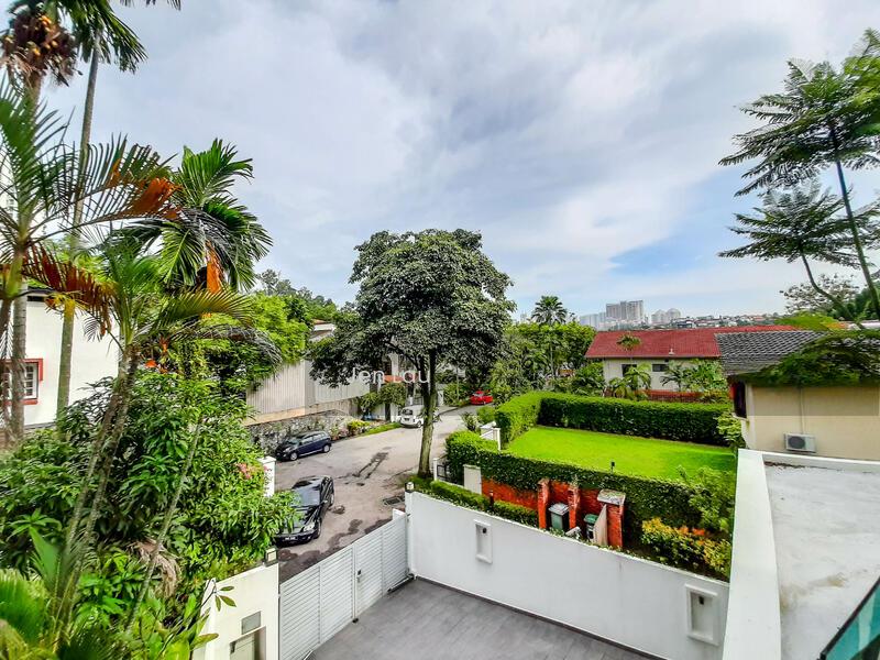 Versatile With Lift, Artfully Crafted, Supersized - 5