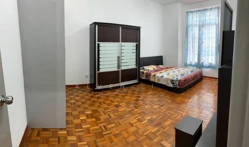 2-storey Terrace House at Saujana Damansara - 3