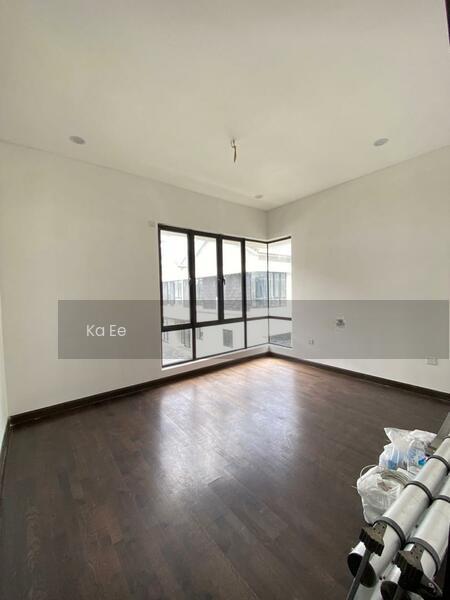 City of Elmina : Reesia - 3