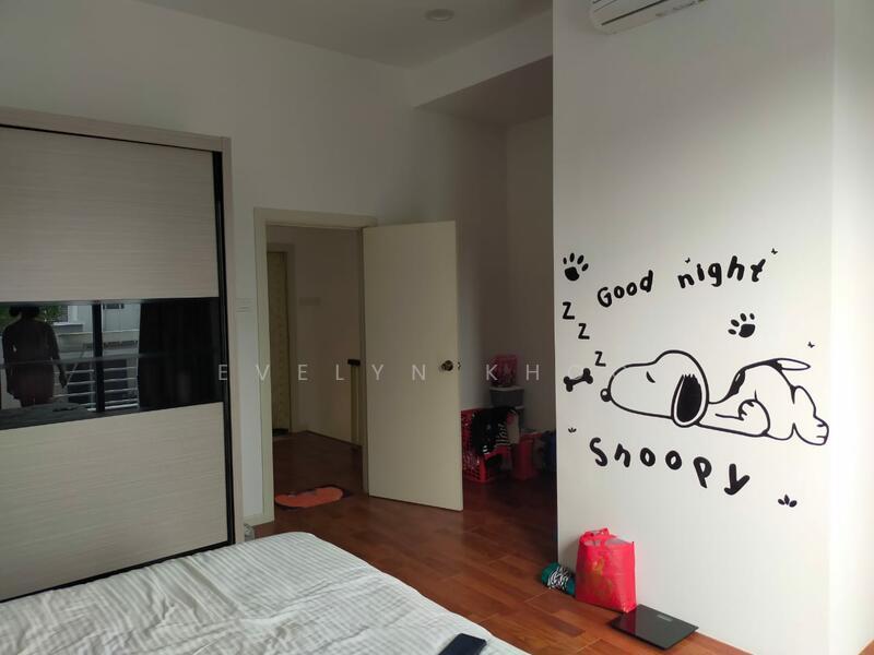 Lake Club Park Home - 3