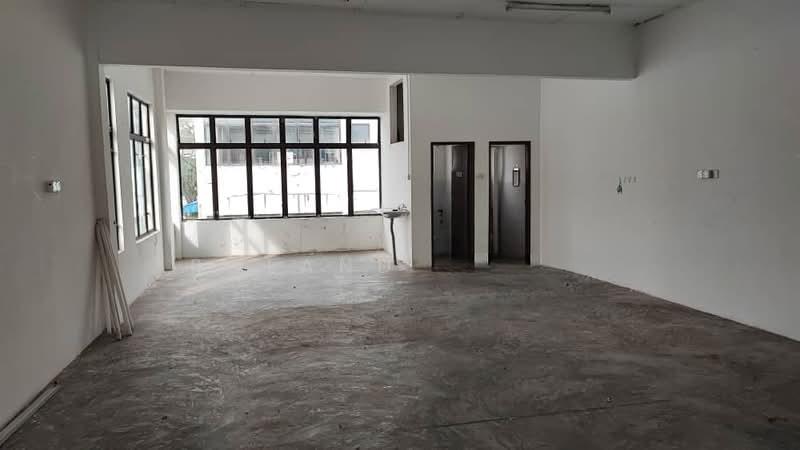 Jalan Anggerik Taman Kulai Utama - 3