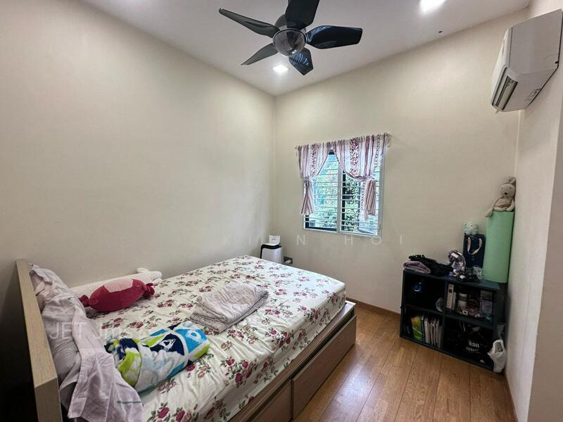 Super Value Buy Partially Renovated 3 Sty Taman Suria Port Klang - 5