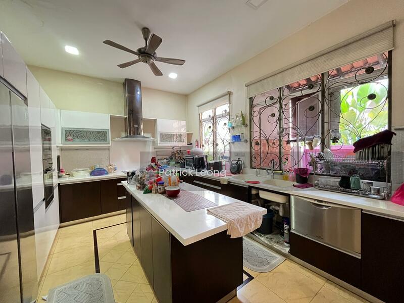 Damansara Legenda - 4