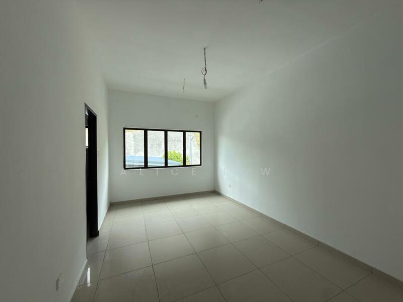 Taman Scientex Rawang - 4