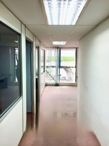 Centrepoint Business Park - 4