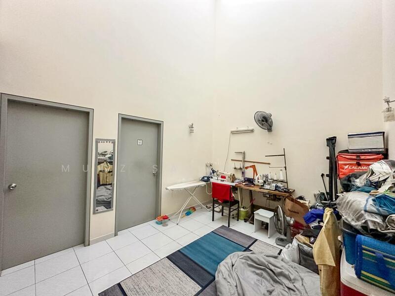 Laman Orkid Nilai Impian - 3