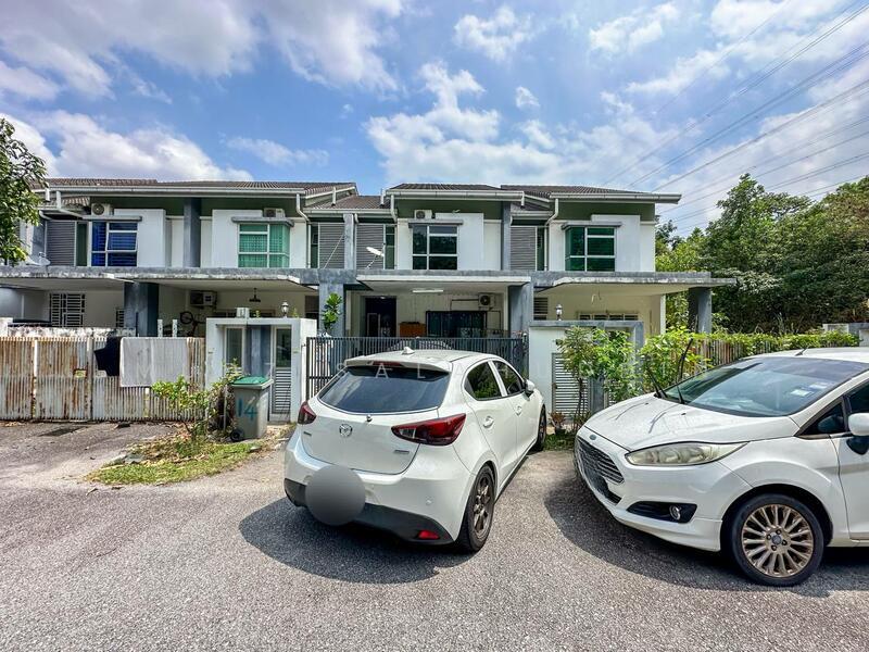 Laman Orkid Nilai Impian - 1