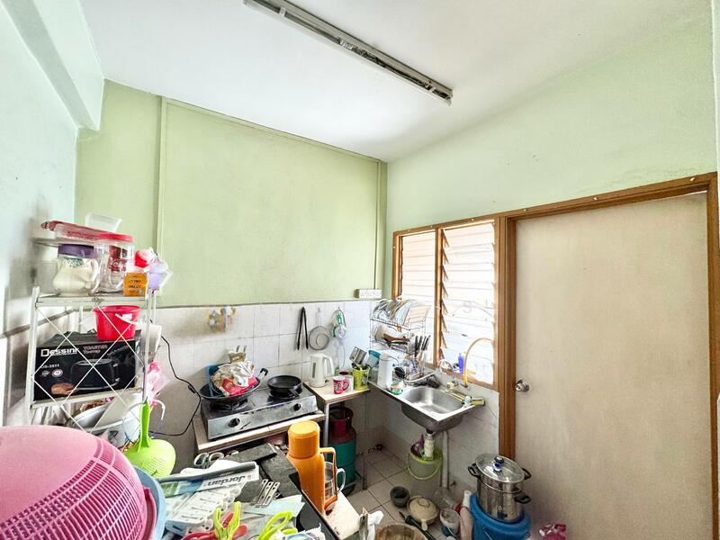 Bandar Baru Bangi, Seksyen 8 - 5