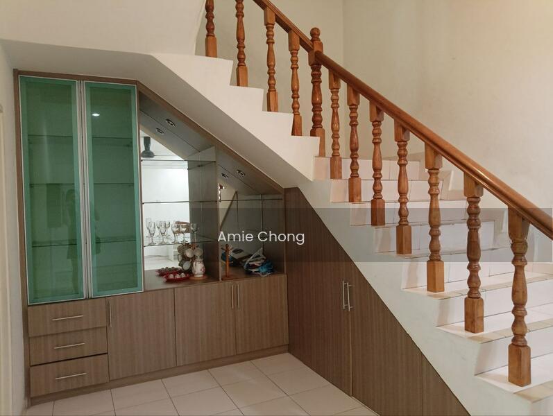 Taman Ipoh 2.5 Storey Terrace House For Sale - 2