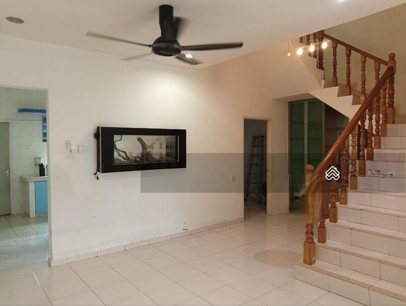 Taman Ipoh 2.5 Storey Terrace House For Sale - 1
