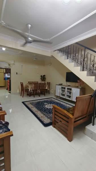 Taman Puteri Wangsa - 1