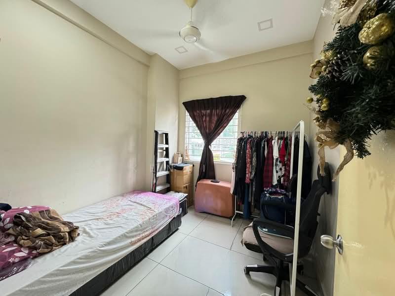 First Residence (Residensi Unggul) - 5