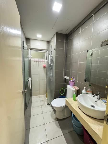 First Residence (Residensi Unggul) - 4