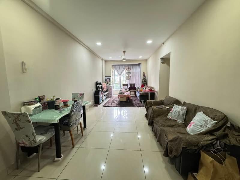 First Residence (Residensi Unggul) - 3