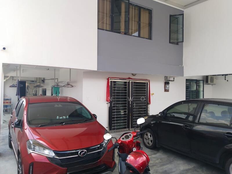 Taman Pelangi, 2-storey corner house High Roi - 1