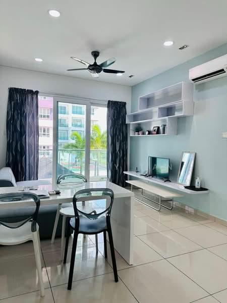 Seasons Amara Larkin - 2