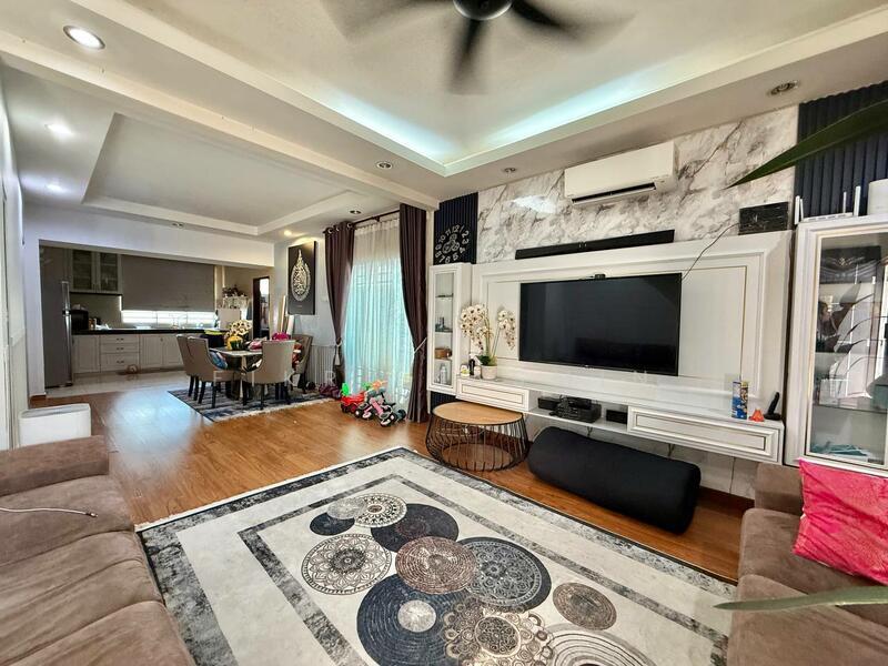 Taman Pinggiran Putra - 1