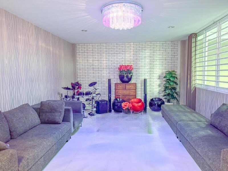 RLH0060 2.5 Storey Semi D + Basement @ Dorset Stampin (4,500 sf 9.8 pts) - 4