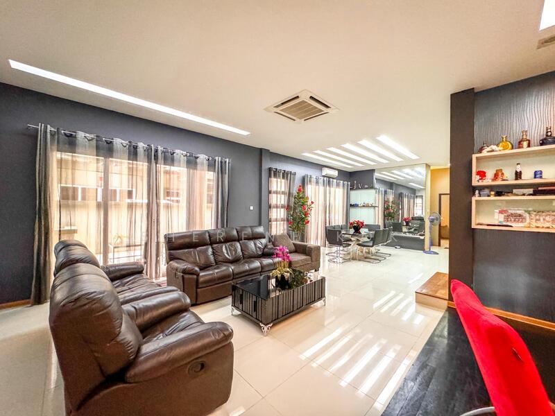 RLH0060 2.5 Storey Semi D + Basement @ Dorset Stampin (4,500 sf 9.8 pts) - 3