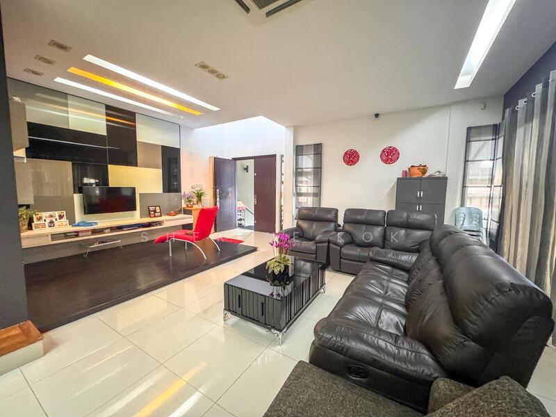 RLH0060 2.5 Storey Semi D + Basement @ Dorset Stampin (4,500 sf 9.8 pts) - 5