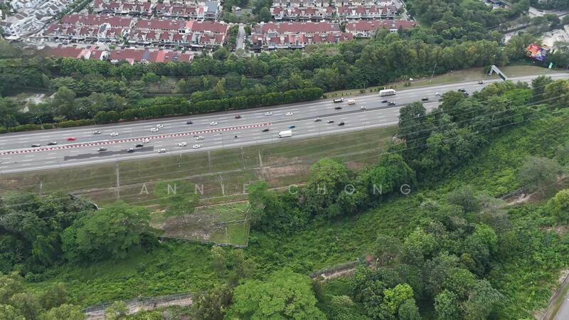 Country Heights Damansara. 1min LDP. Next to Desa ParkCity & Mont Kiara. 19-acre Jgl Park. Waterfall - 4