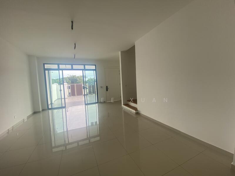 TAMAN PUNCAK SELATAN - 5