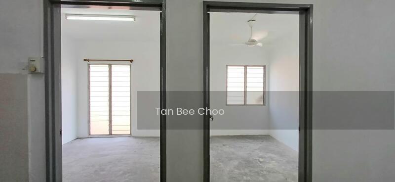 Pangsapuri Cempaka - 5