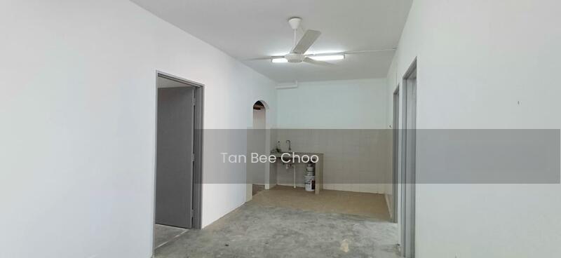 Pangsapuri Cempaka - 2