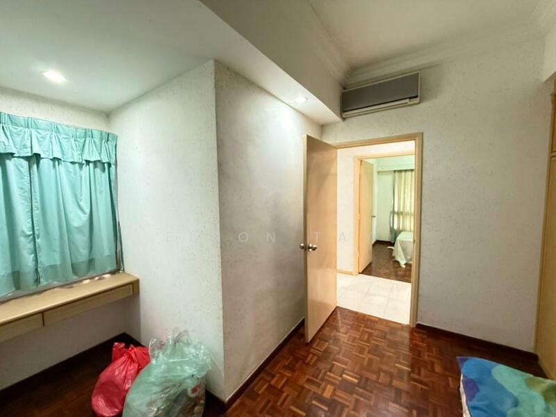 Selat Horizon Condominium - 2