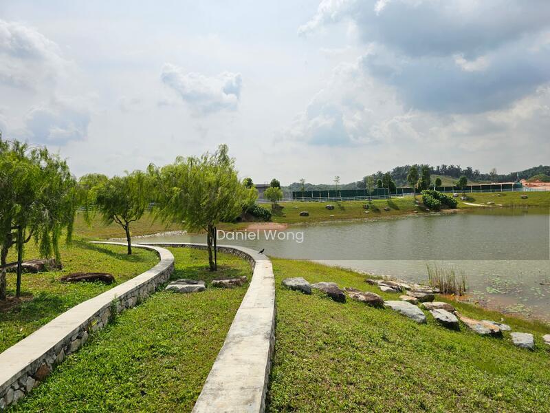 TAMAN IMPIAN EMAS (HONEYDALE RESIDENCE) - 2