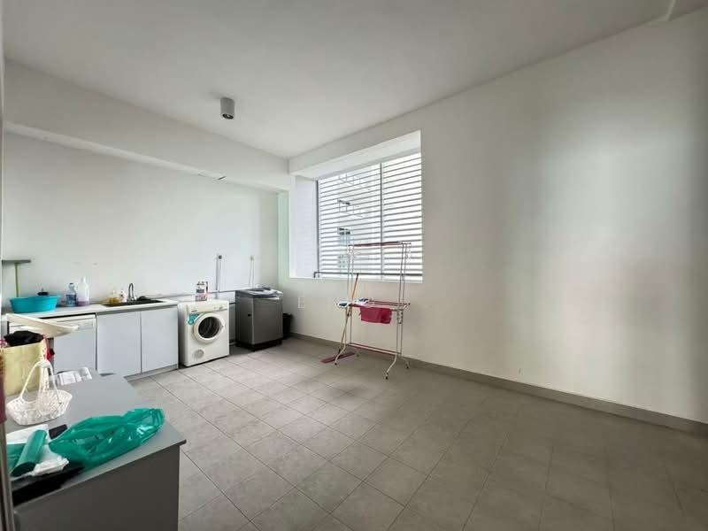 Infinity Beachfront Condominium - 5