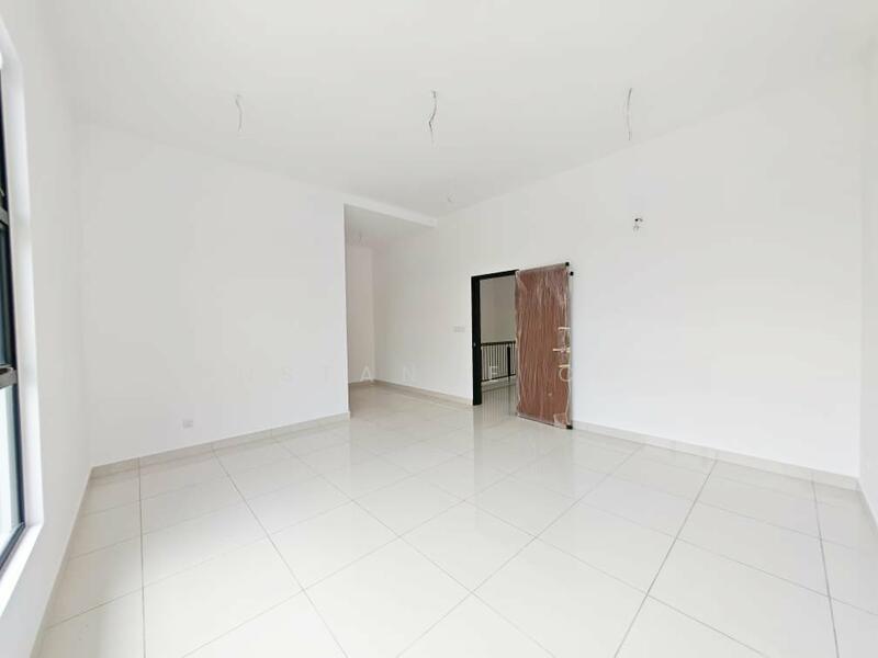 TAMAN IMPIAN EMAS (HONEYDALE RESIDENCE) - 5