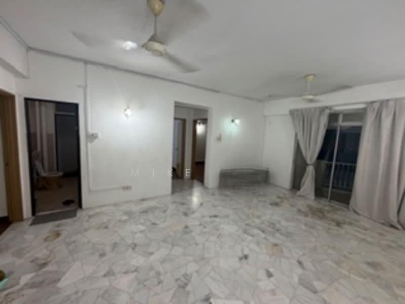 Intan Apartment - 3