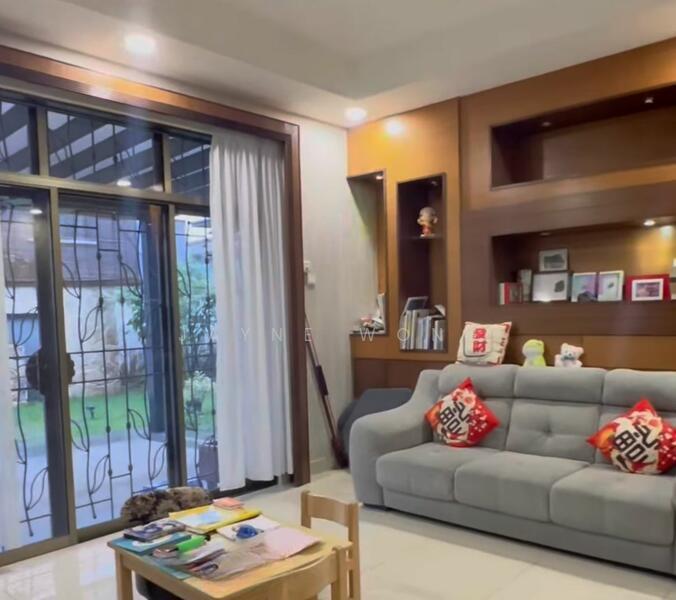 Taman Kempas Utama - 5