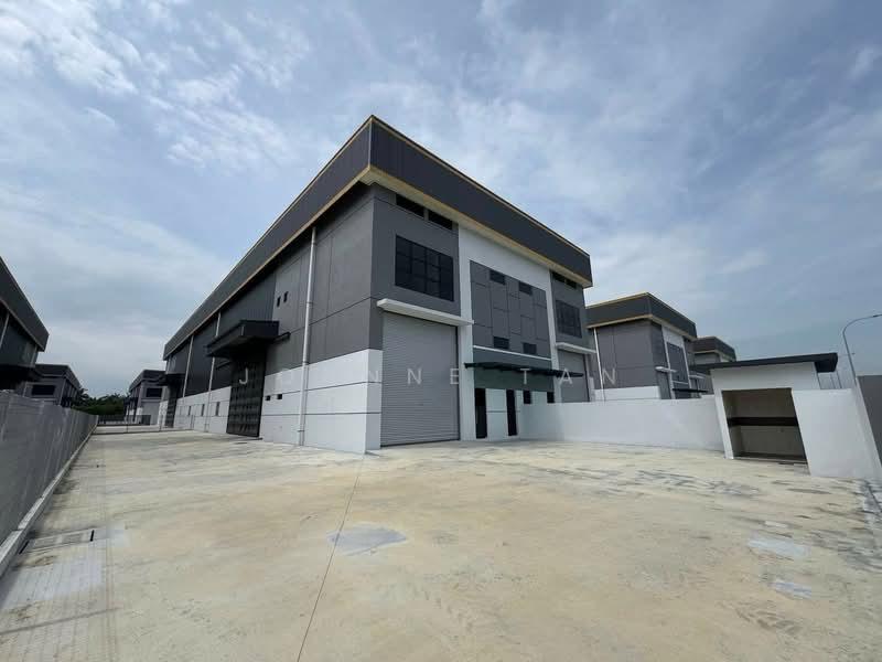 ETP @ KIIP Jenjarom KK2 Cluster Semi-D Factory | Brand New! - 1