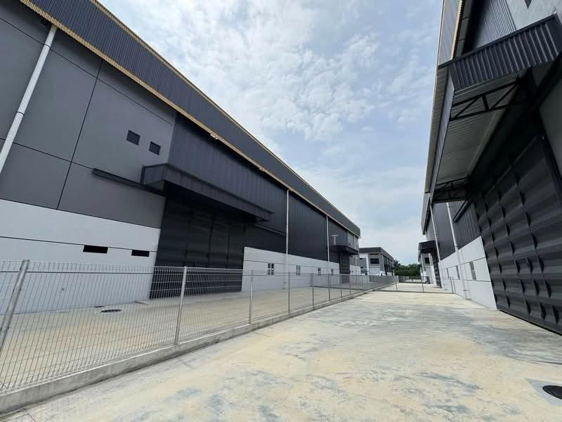 ETP @ KIIP Jenjarom KK2 Cluster Semi-D Factory | Brand New! - 2