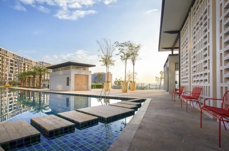 Radia Residences - 5