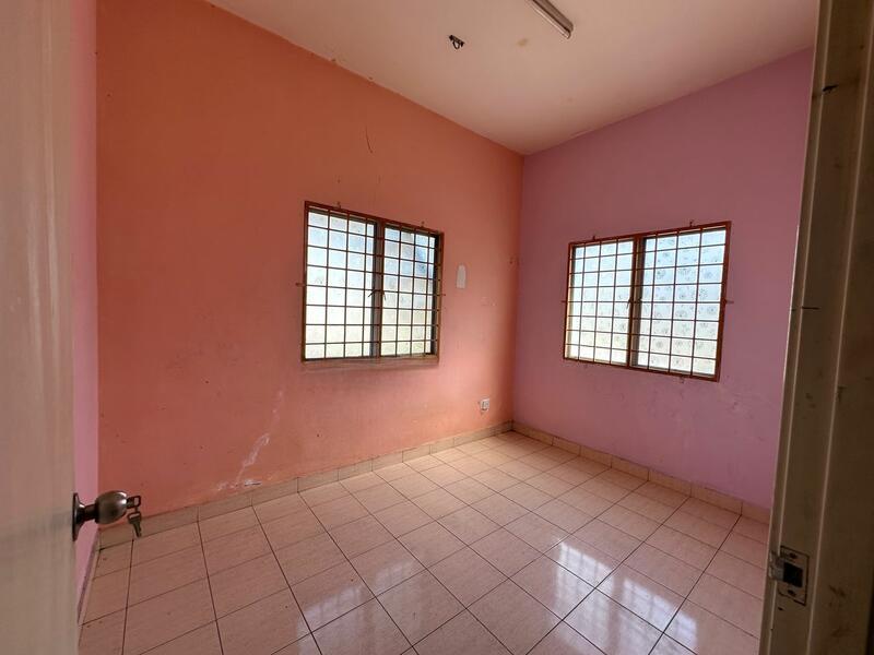 Equine Park, Seri Kembangan, Bandar Putra Permai - 4