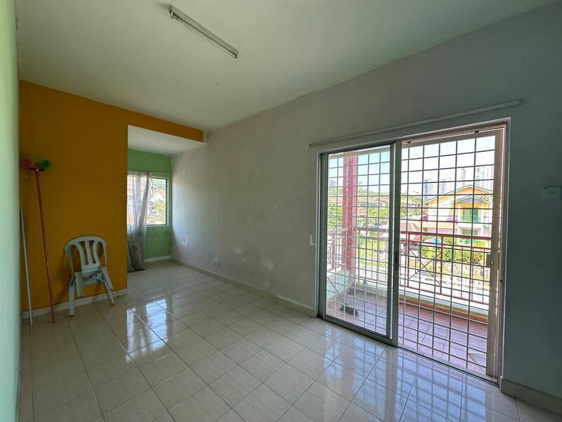 Equine Park, Seri Kembangan, Bandar Putra Permai - 2