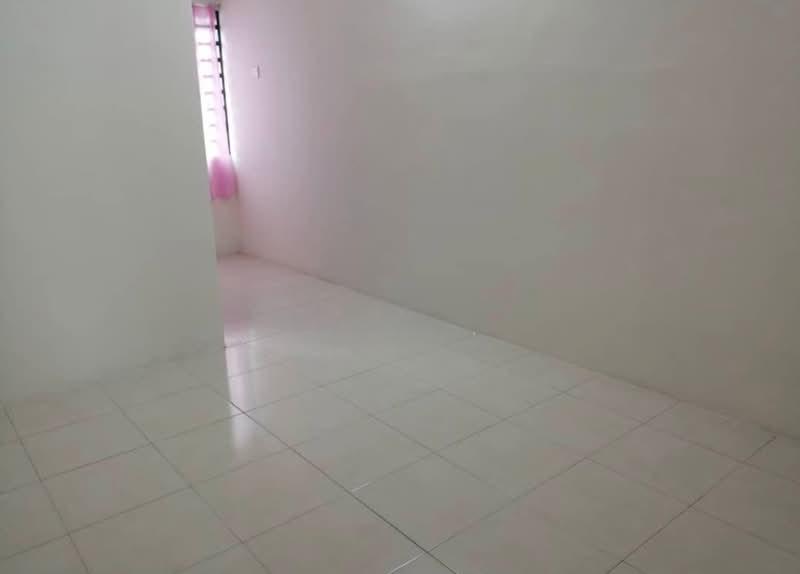 Anjung Bercham Megah - 2