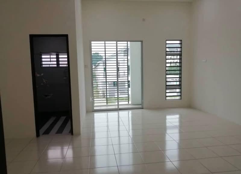 Anjung Bercham Megah - 3