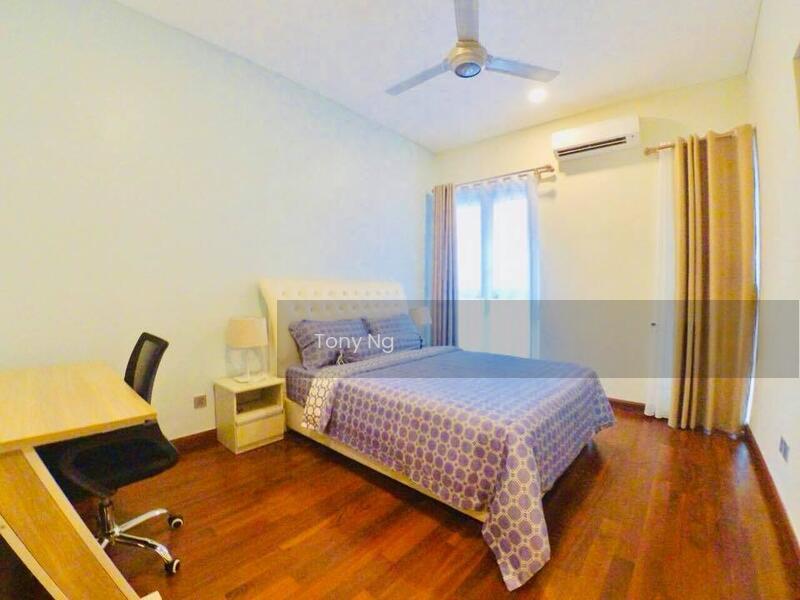 Cyberjaya FULL LOAN 2000 , size 20 x 70 4bed 3bath - 3
