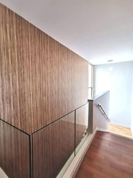 Noble Park Grand Pool Villas East Ledang - 5