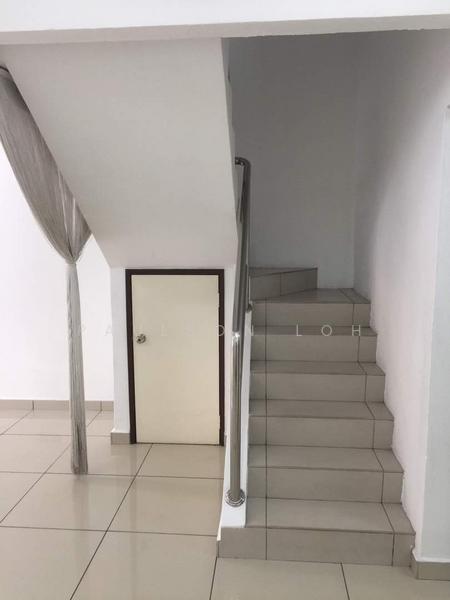 3-storey Terraced House at Bandar Baru Sri Petaling - 5